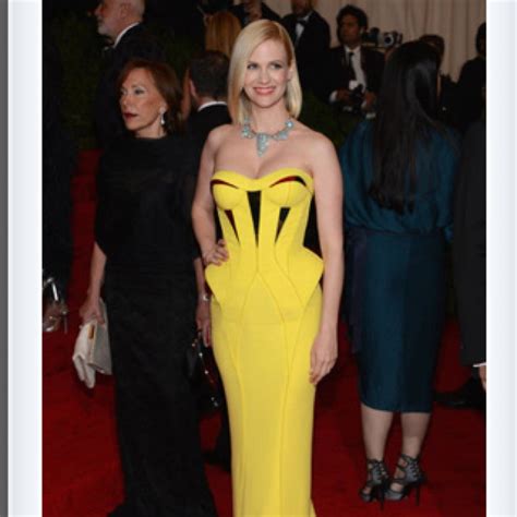 Met Gala 2012: January Jones In Atelier Versace